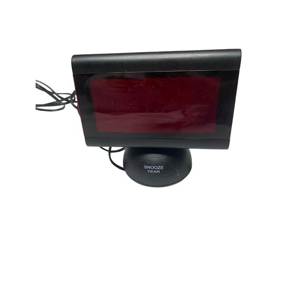 Mainstays Digital Alarm Clock Model E186 Red LED Display Temp Calendar Black - Picture 5 of 11